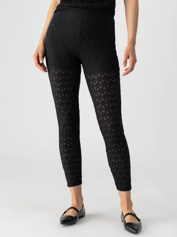 Pucker Up Lace Runway Standard Rise Legging Black